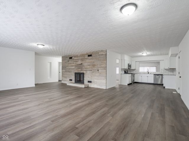 5155 Mt Pleasant S Street, Greenwood, IN 46142