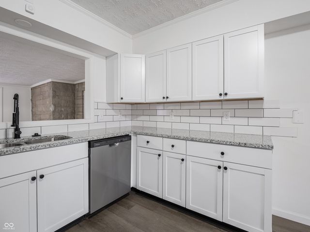 5155 Mt Pleasant S Street, Greenwood, IN 46142