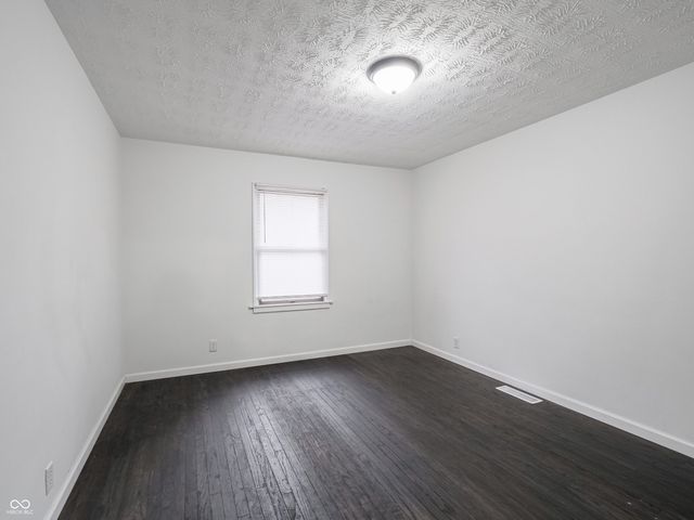 5155 Mt Pleasant S Street, Greenwood, IN 46142