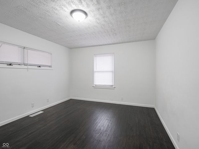 5155 Mt Pleasant S Street, Greenwood, IN 46142