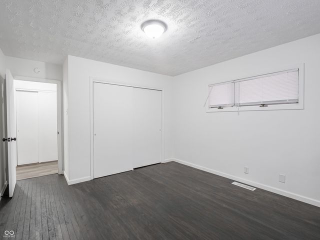 5155 Mt Pleasant S Street, Greenwood, IN 46142