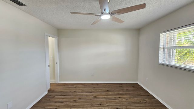 5775 Fernley Drive W 95, West Palm Beach, FL 33415