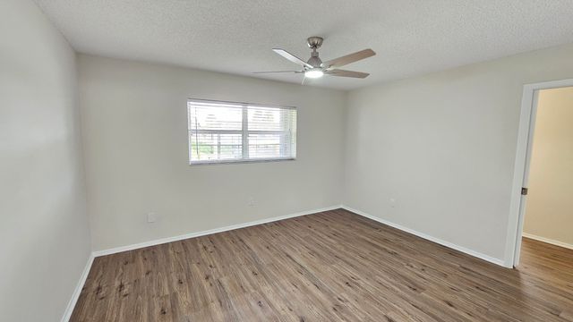 5775 Fernley Drive W 95, West Palm Beach, FL 33415