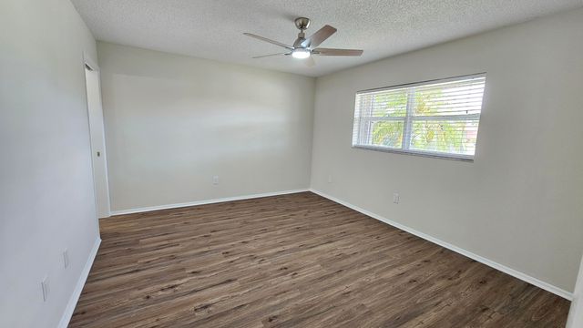 5775 Fernley Drive W 95, West Palm Beach, FL 33415