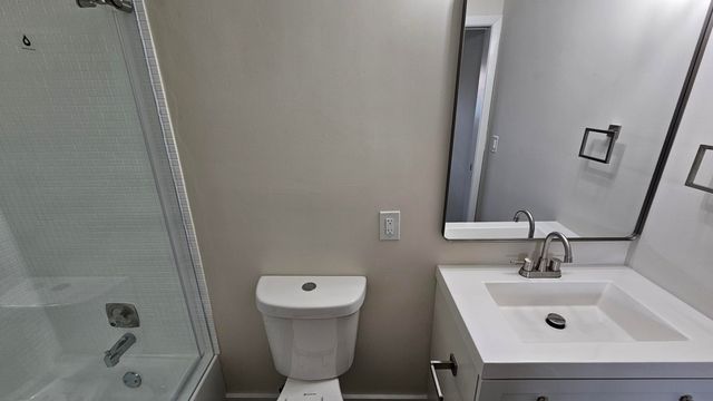 5775 Fernley Drive W 95, West Palm Beach, FL 33415