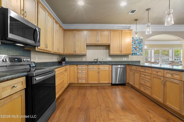 111 Ironwood Cove, Pass Christian, MS 39571