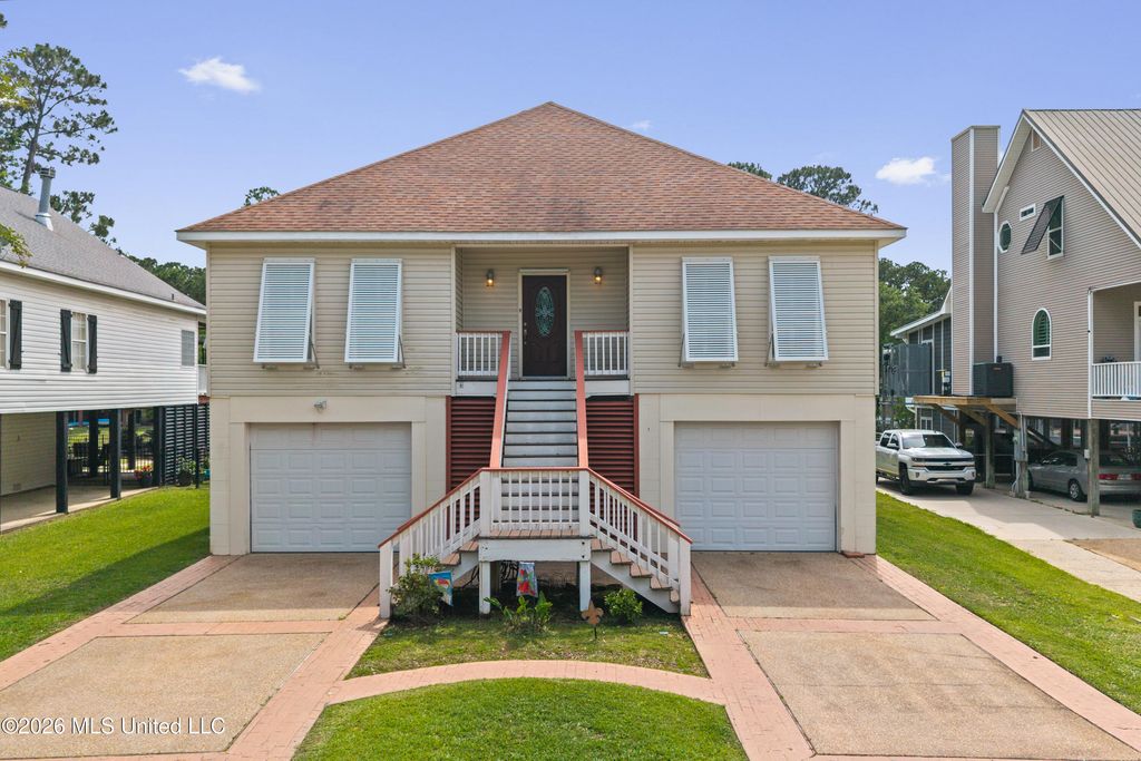 111 Ironwood Cove, Pass Christian, MS 39571