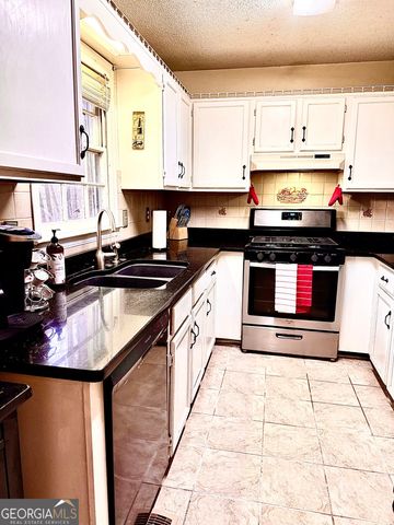 66 Freestone Lane, Dallas, GA 30132