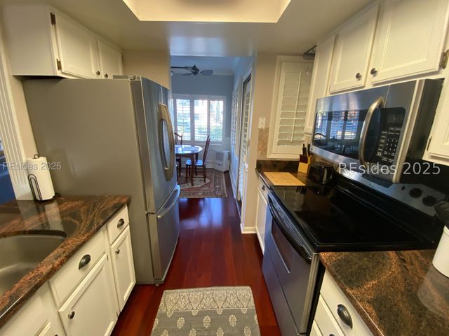 3 Shelter Cove Ln Apt 7477, Hilton Head Island, SC 29928