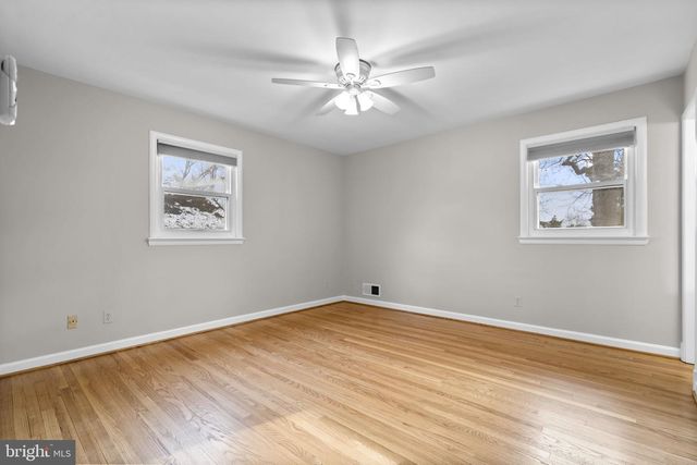 7515 FAIRWOOD LN, Falls Church, VA 22046