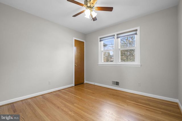 7515 FAIRWOOD LN, Falls Church, VA 22046