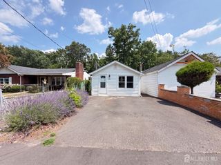 936 Grove Avenue, Old Bridge, NJ 08879