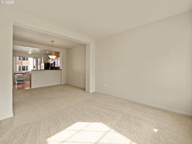 290 Nw 116TH Ave 106, Portland, OR 97229