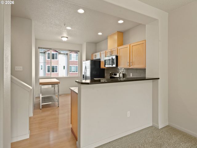 290 Nw 116TH Ave 106, Portland, OR 97229