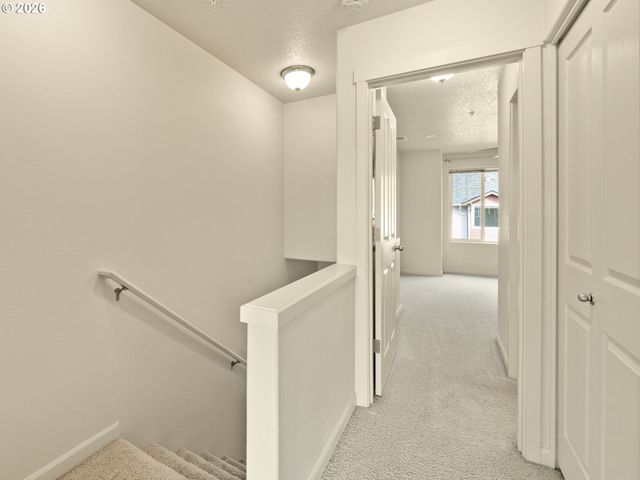 290 Nw 116TH Ave 106, Portland, OR 97229