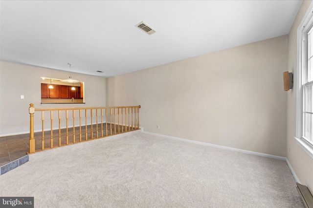 12569 KEMPSTON LN, Woodbridge, VA 22192