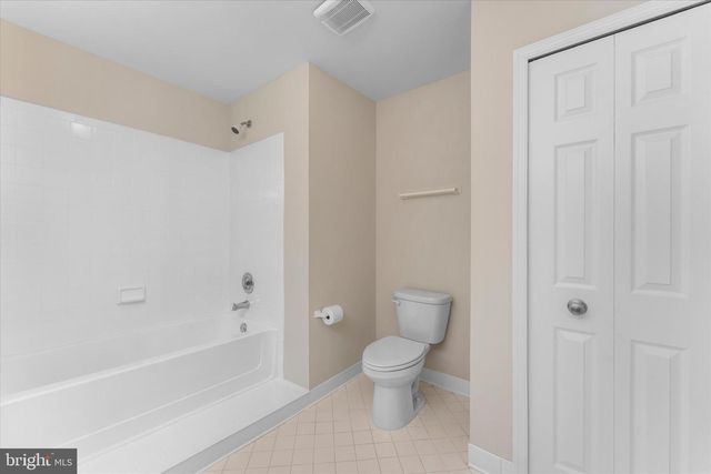 12569 KEMPSTON LN, Woodbridge, VA 22192