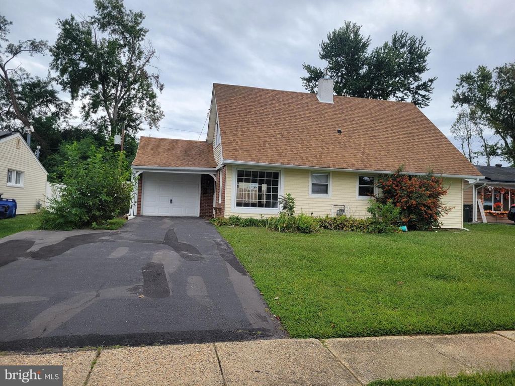 36 PEACOCK LN, Willingboro, NJ 08046
