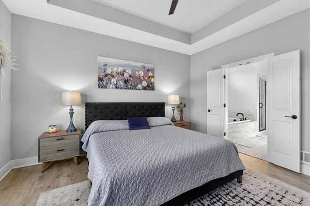 17120 W 168th Place, Olathe, KS 66062