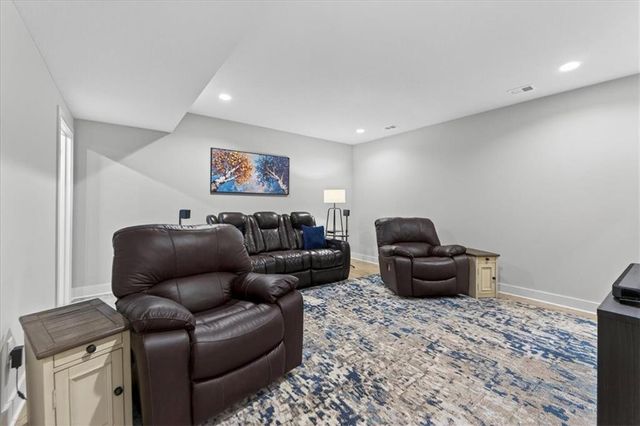 17120 W 168th Place, Olathe, KS 66062