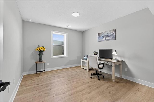 17120 W 168th Place, Olathe, KS 66062