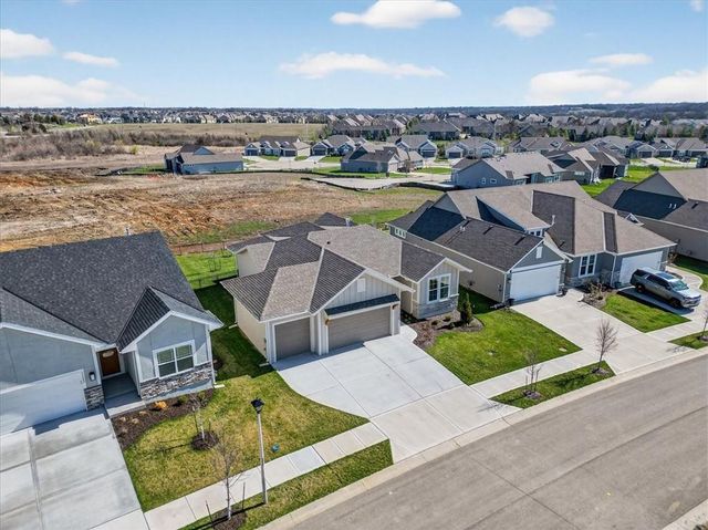 17120 W 168th Place, Olathe, KS 66062