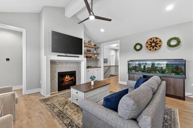 17120 W 168th Place, Olathe, KS 66062