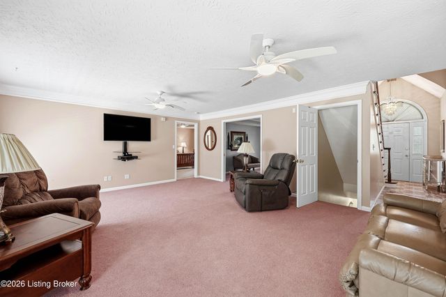 287 Woods Bend Dr, Brooks, KY 40109
