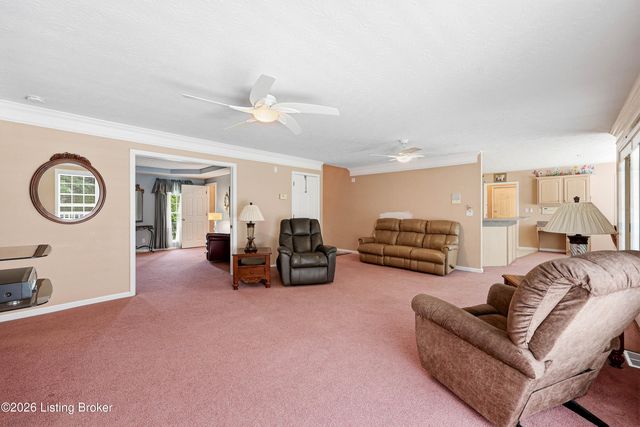 287 Woods Bend Dr, Brooks, KY 40109