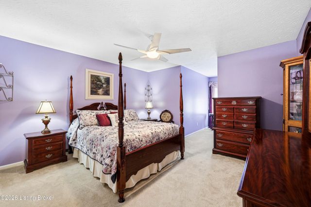 287 Woods Bend Dr, Brooks, KY 40109