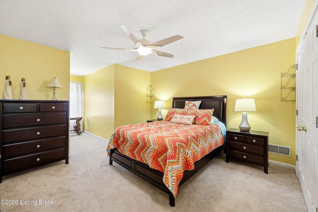 287 Woods Bend Dr, Brooks, KY 40109