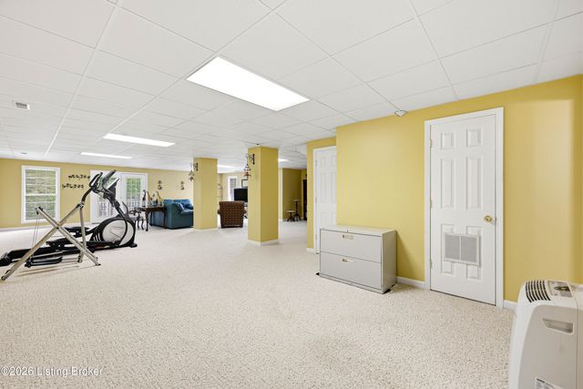 287 Woods Bend Dr, Brooks, KY 40109
