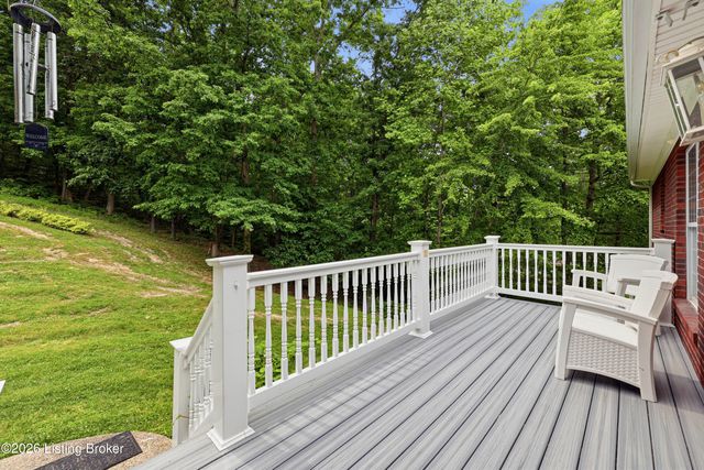 287 Woods Bend Dr, Brooks, KY 40109