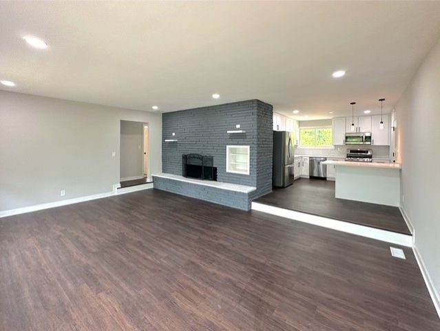 2810 15th Street, Winthrop Harbor, IL 60096