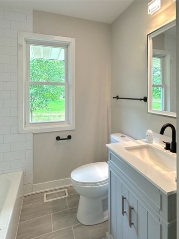 2810 15th Street, Winthrop Harbor, IL 60096