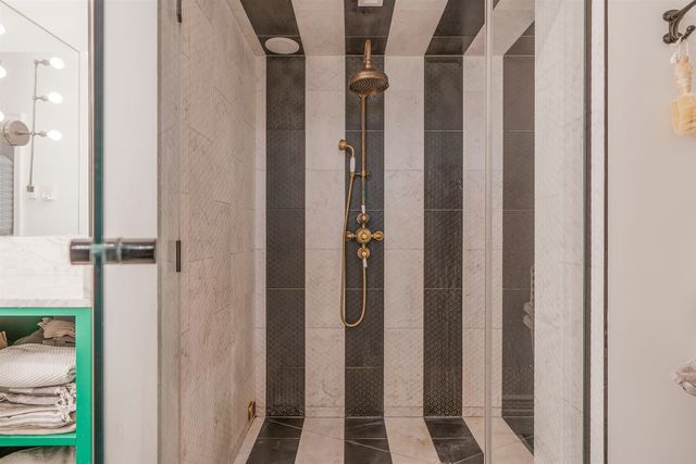 457 W 22ND Street EF, New York City, NY 10011