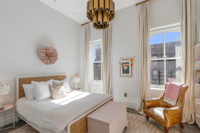 457 W 22ND Street EF, New York City, NY 10011