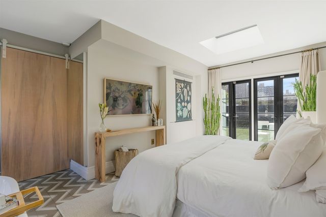 457 W 22ND Street EF, New York City, NY 10011