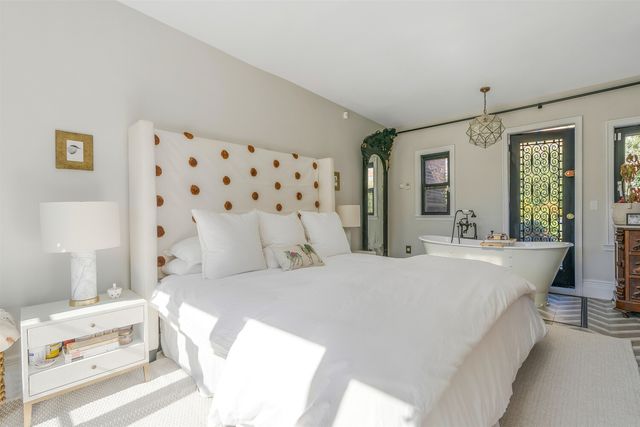 457 W 22ND Street EF, New York City, NY 10011