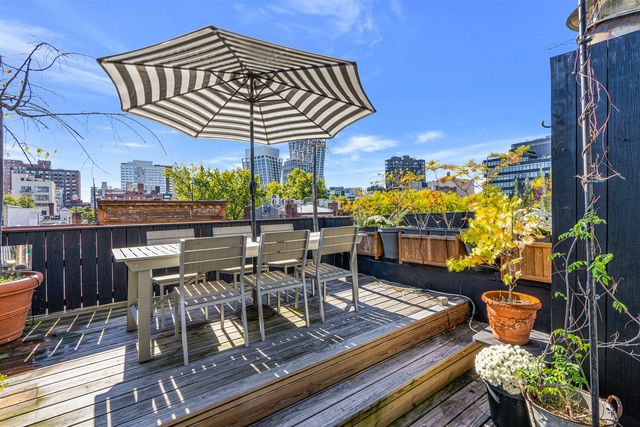 457 W 22ND Street EF, New York City, NY 10011