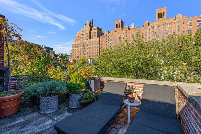 457 W 22ND Street EF, New York City, NY 10011