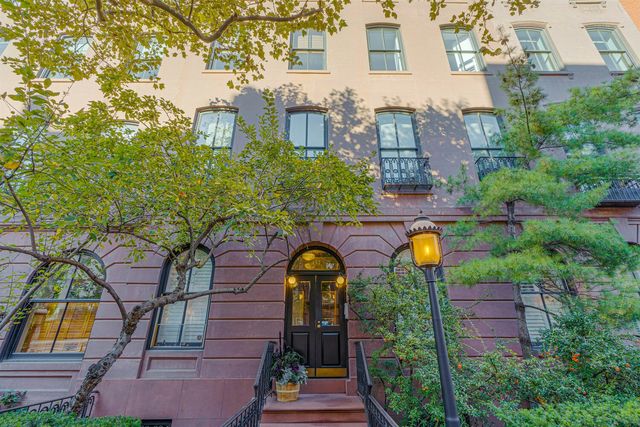 457 W 22ND Street EF, New York City, NY 10011