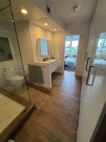 1430 Brickell Bay Dr 205, Miami, FL 33131