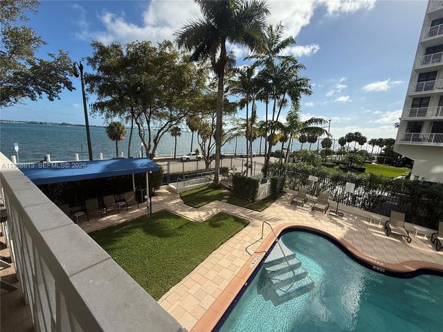 1430 Brickell Bay Dr 205, Miami, FL 33131