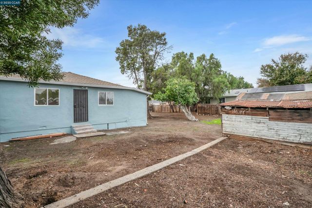 492 Pullman Ave, Bay Point, CA 94565