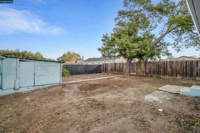 492 Pullman Ave, Bay Point, CA 94565