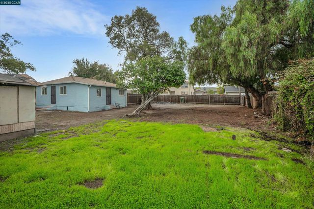 492 Pullman Ave, Bay Point, CA 94565