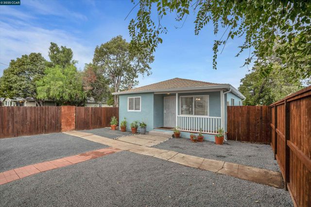 492 Pullman Ave, Bay Point, CA 94565