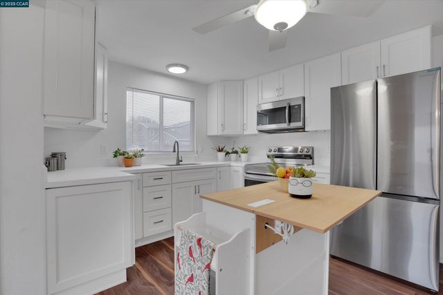 492 Pullman Ave, Bay Point, CA 94565