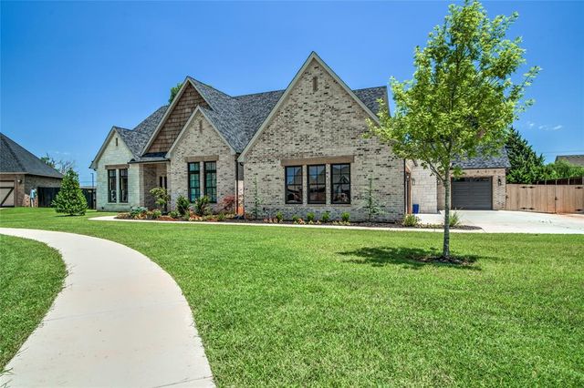 4716 Spring Manor Court, Edmond, OK 73025